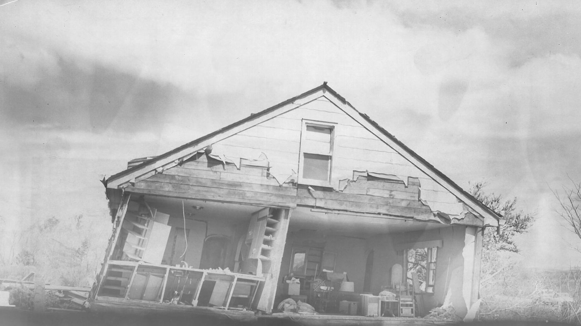 Farmhouse west of Tilden